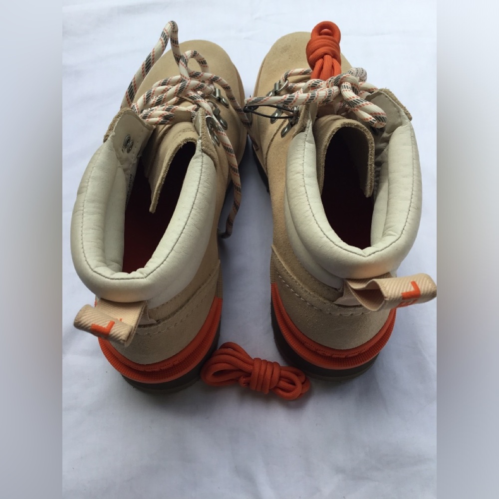 Sorel Women's Boots in Tan and Orange - Picture 6 of 14